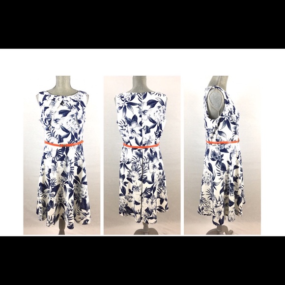 Dress Barn Signature Darby Floral Print Dress 14 - Picture 1 of 8